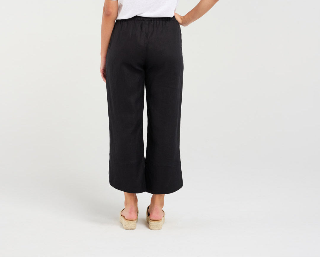 Blackstone Arabella Petal Hem Pants - Black