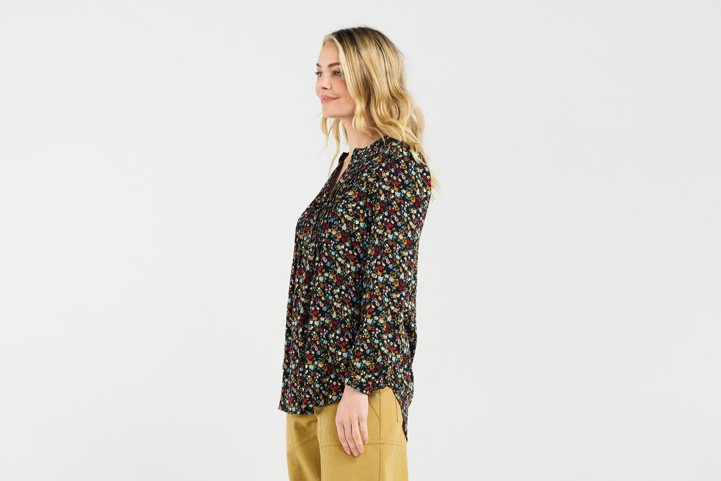 Blackstone Elena Pintuck Front Blouse - Black Retro Floral