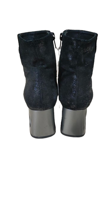 PRE OWNED Zinda Spain Black Leather Ankle Boots with Cutout Heel