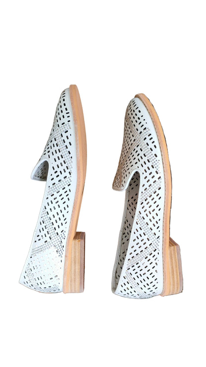 PRE OWNED Django & Juliette White Embellished Leather Loafers