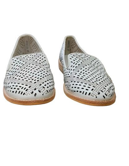 PRE OWNED Django & Juliette White Embellished Leather Loafers