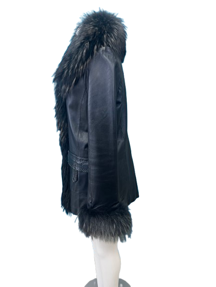PRE OWNED Donna Lepure NewYork Black Leather Jacket with Fur Trim