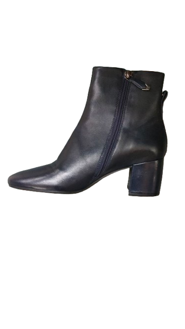 PRE OWNED Bruno Premi Black Leather Ankle Boots