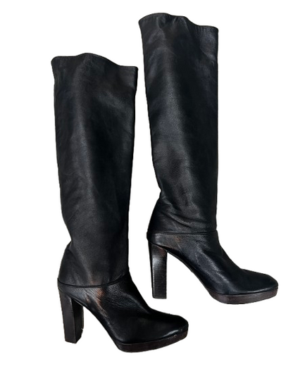 PRE OWNED Stuart Weitzman Black Leather Knee-High Block Heel Boots — Size 7.5